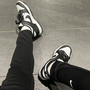 Meet your Posher, Taja